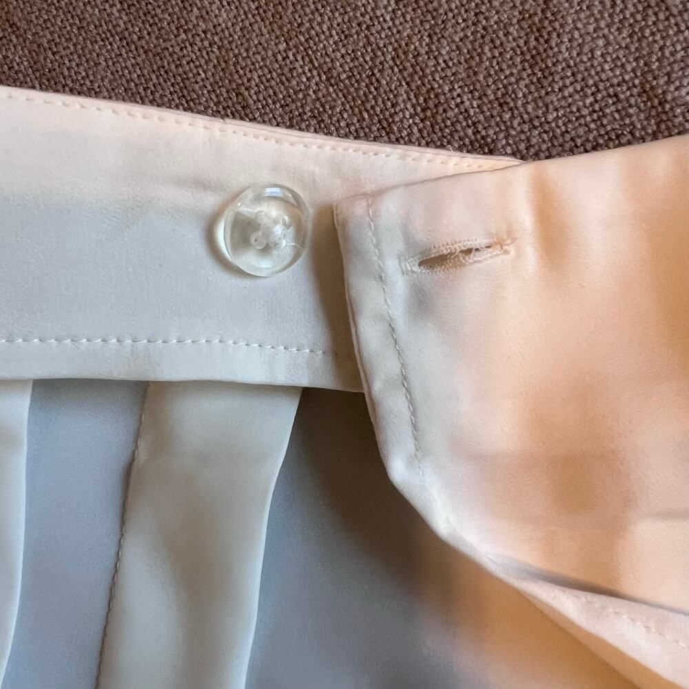 BR Silky Crepe Pleated Wrap Skirt A-Line in Ivory 2 Button Accent Women's 8 NWT - Picture 10 of 15